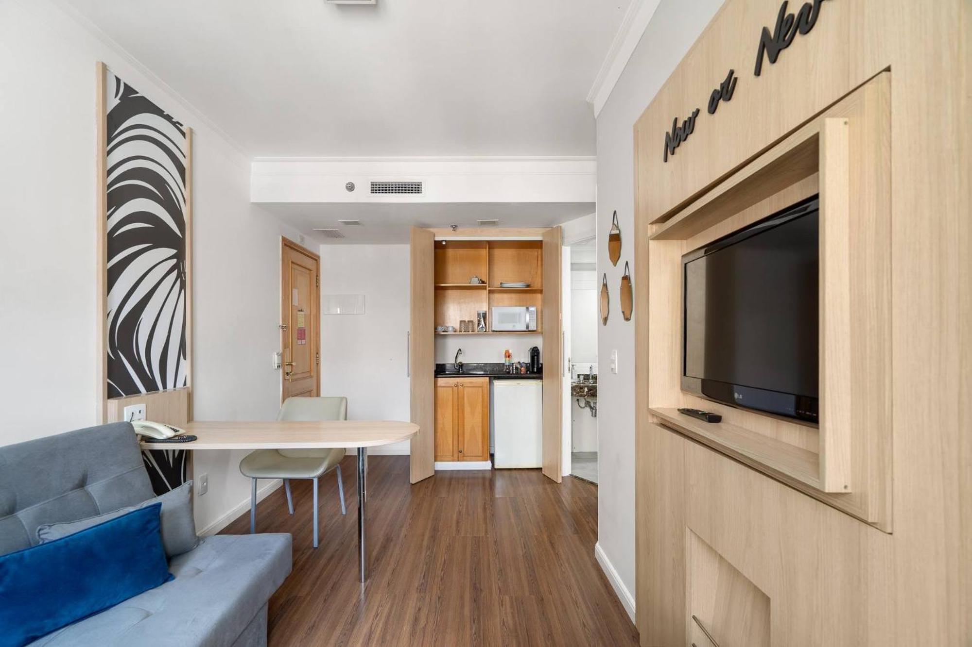 Suites Inside Hotel Pinheiros サンパウロ エクステリア 写真
